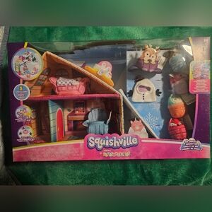 Brand new Squishmallows Squishville Chalet Playset Great Christmas Gift 🎁